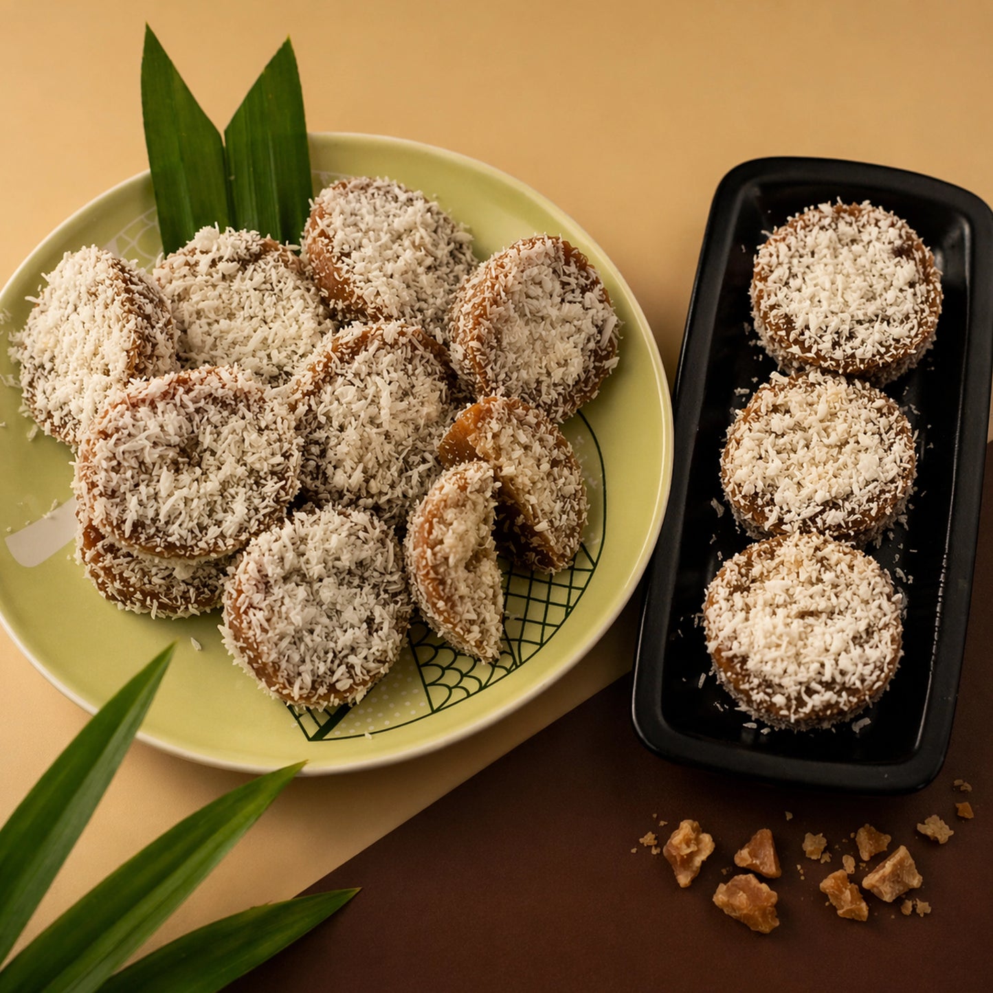 Kuih Kosui / Kueh Lumpang  - Palm-Sugar Sticky Rice Cake - Box of 12 Pieces