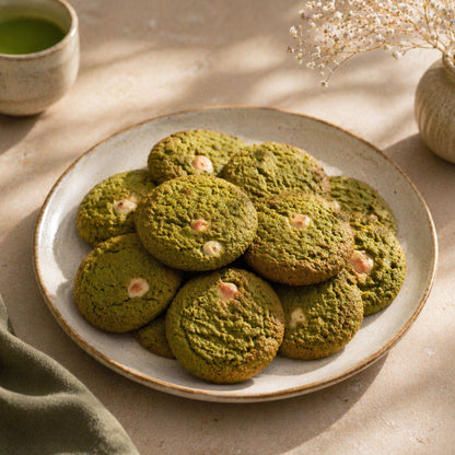 Matcha with White Chocolate Cookies