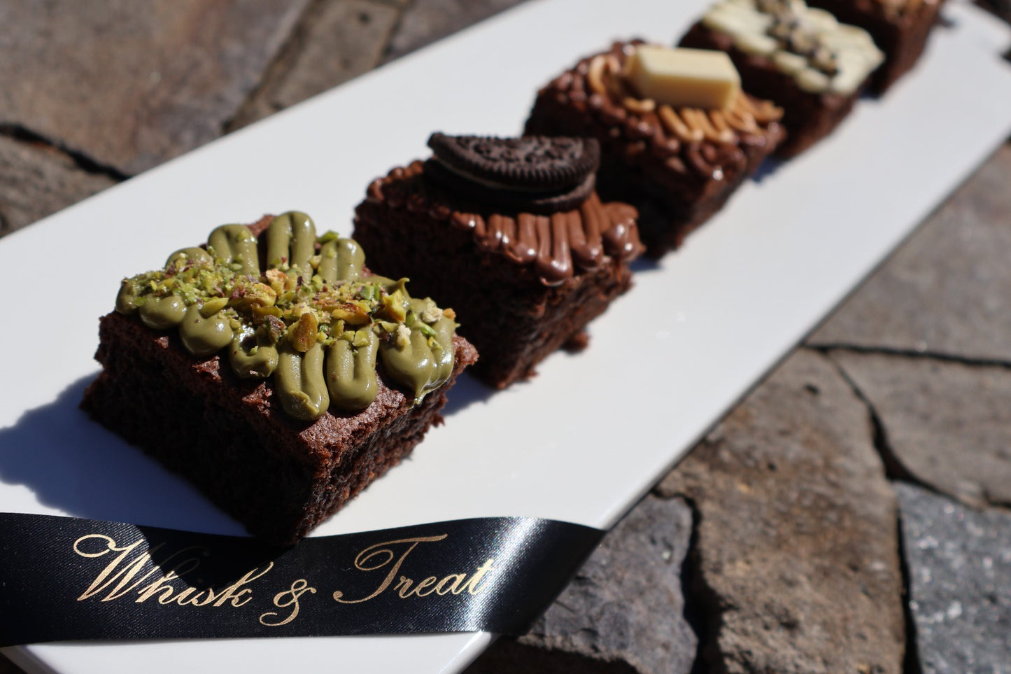 Signature Mixed Brownie Box